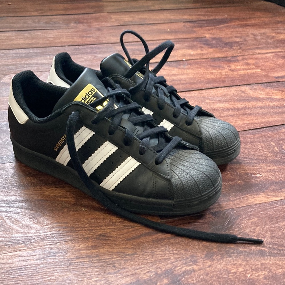 Adidas superstar shoes